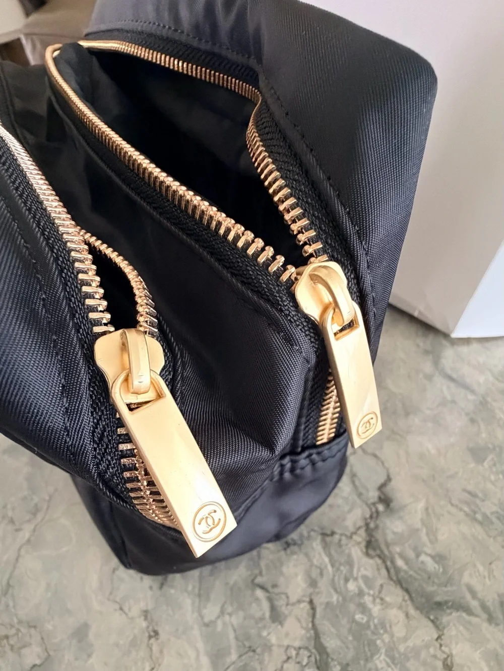 CHANEL VIP Gift Beauty Black Double Zip Travel Cosmetic Bag